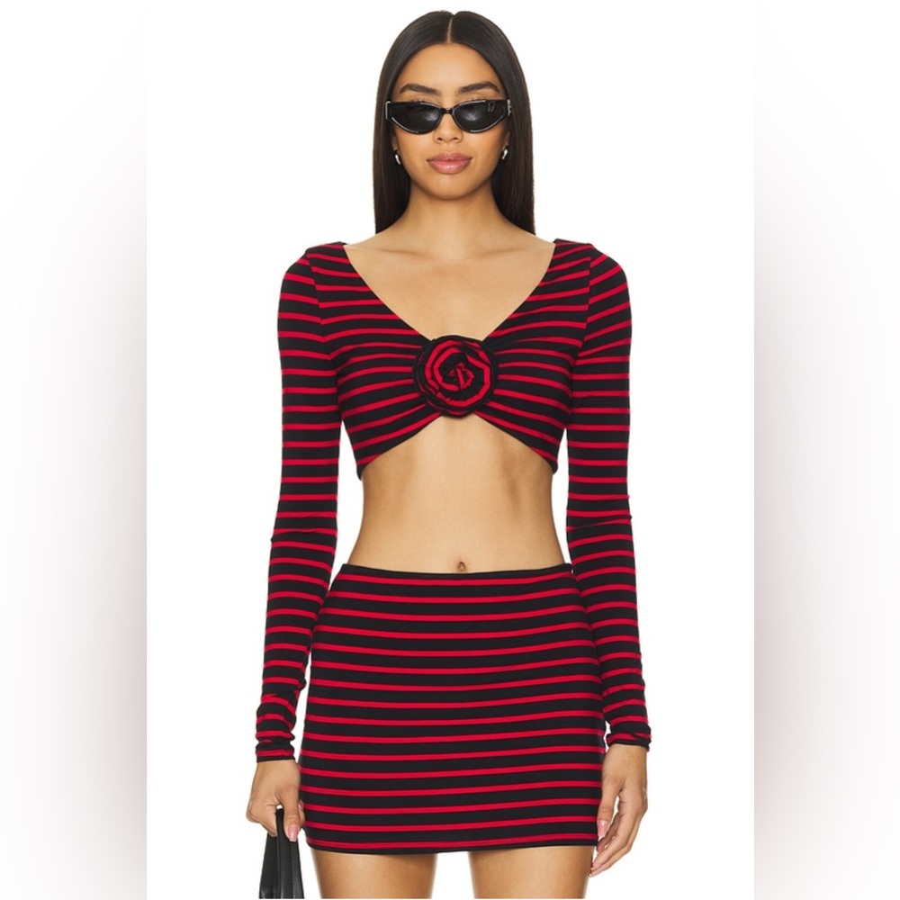 NWT Carmen Top in Black & Red Stripe M- LOVERS + FRIENDS